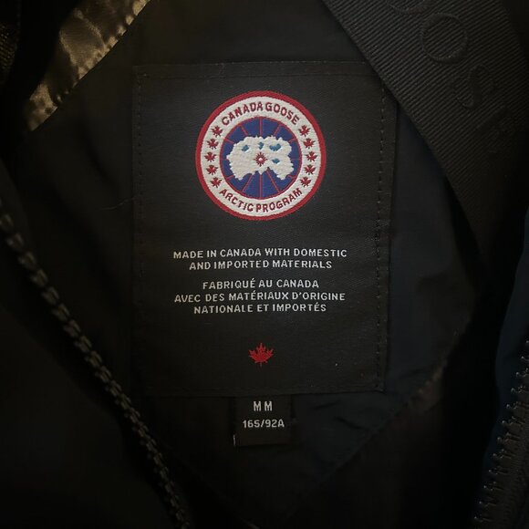 Canada Goose Marlow Coat in Black Medium (New never worn) - Picture 6 of 11